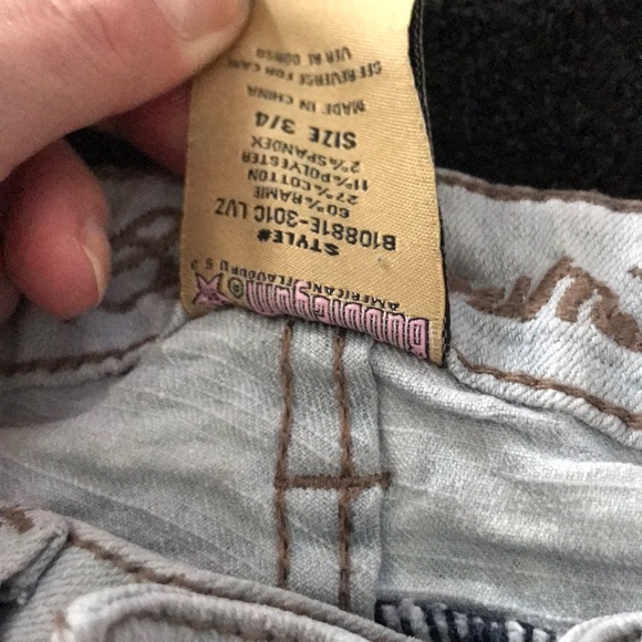 Bubblegum Light Wash Flare Jean - Picture 6 of 7